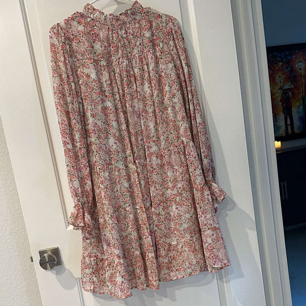 VICI MEDIUM Pink Floral Long Sleeve Tiered Mini Dress - Picture 7 of 8